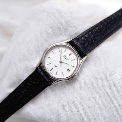 Seiko Vintage Watch: Ladies Silver 80s White Sunburst Dial