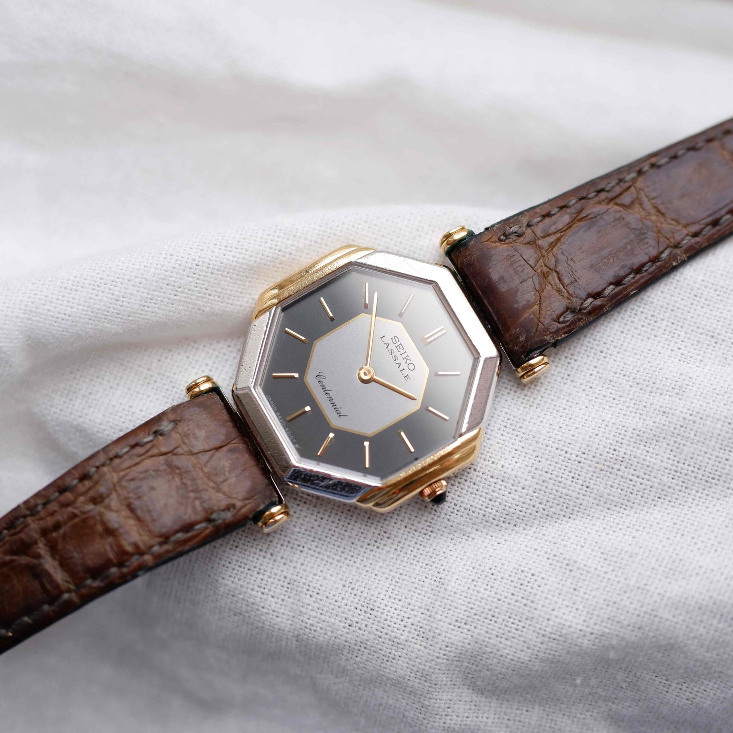 Seiko Lassale Centennial : Ultra-Rare Ladies 80s Two Tone Gold Gray and Black Dial with Box