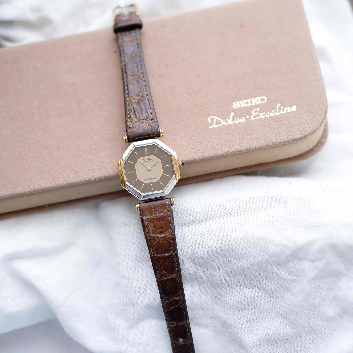 Seiko Lassale Centennial : Ultra-Rare Ladies 80s Two Tone Gold Gray and Black Dial with Box