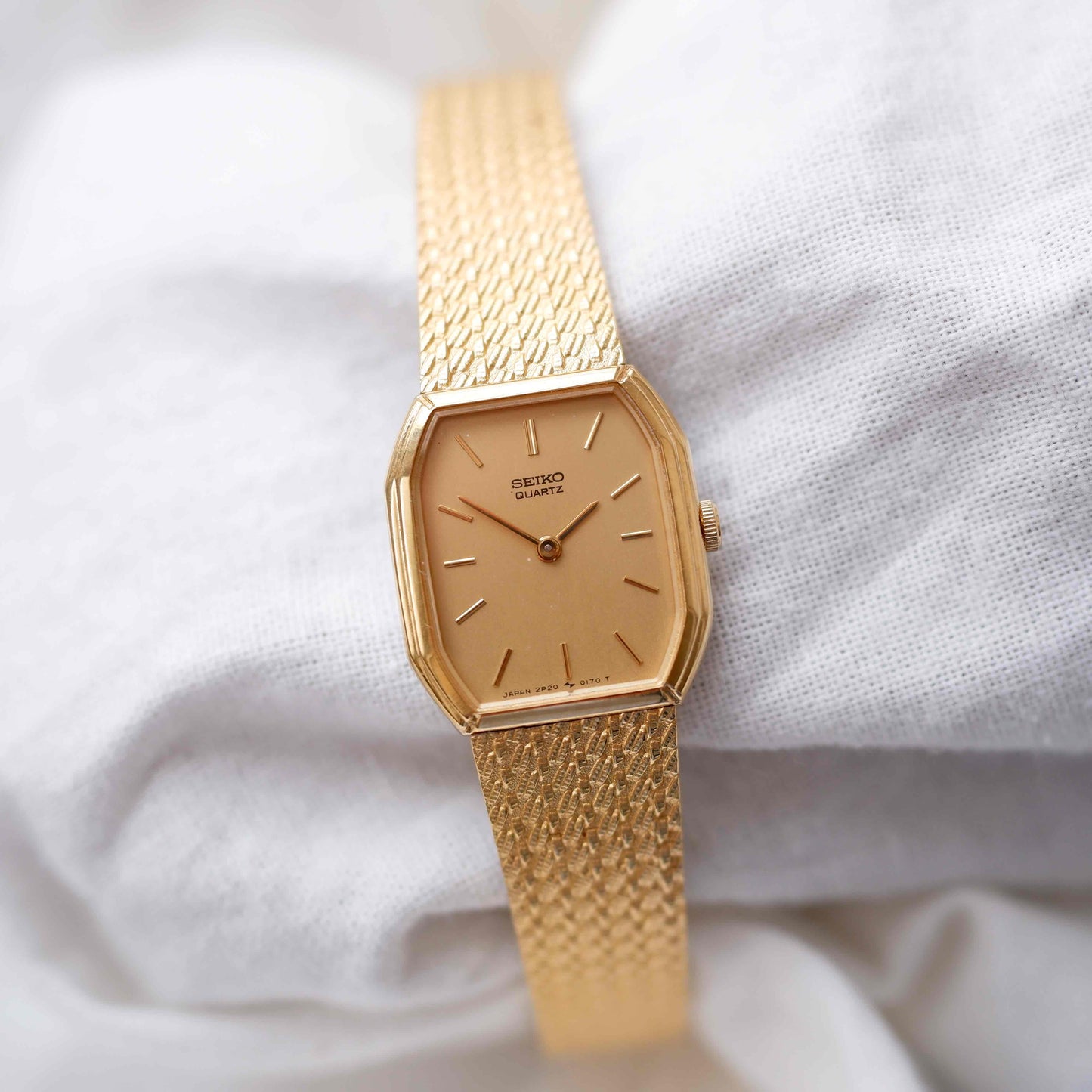 Seiko Cocktail Watch: Vintage Ladies 80s Golden with Champagne Dial