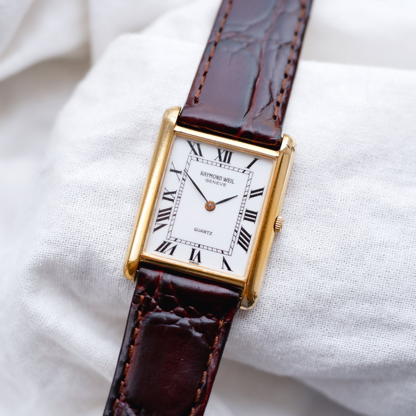 Raymond Weil Tank: Vintage Ladies Watch 90s Golden Rectangular Style Roman Numerals