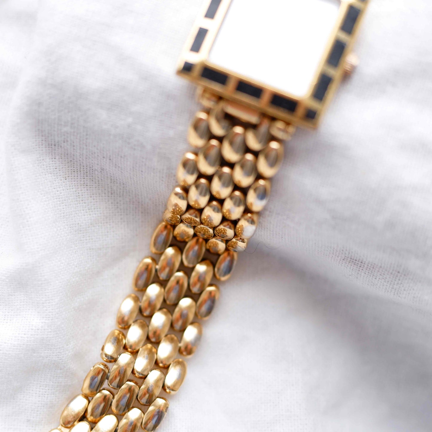 Raymond Weil Tank: Vintage Ladies Watch 90s Gold Mother of Pearl Dial