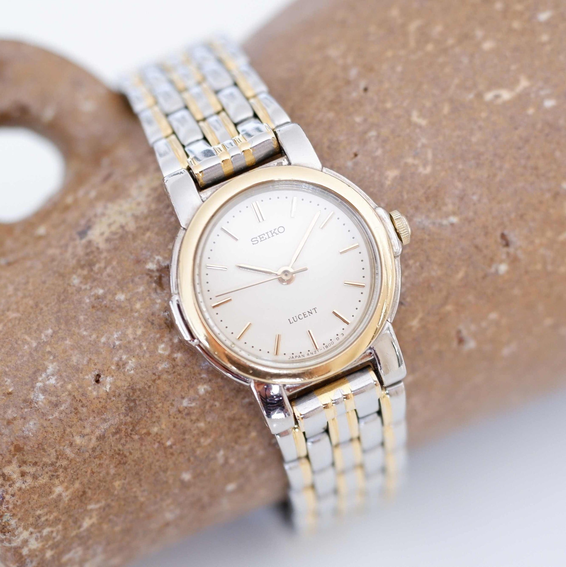 Seiko Lucent Vintage Ladies Watch, Slight Left Side