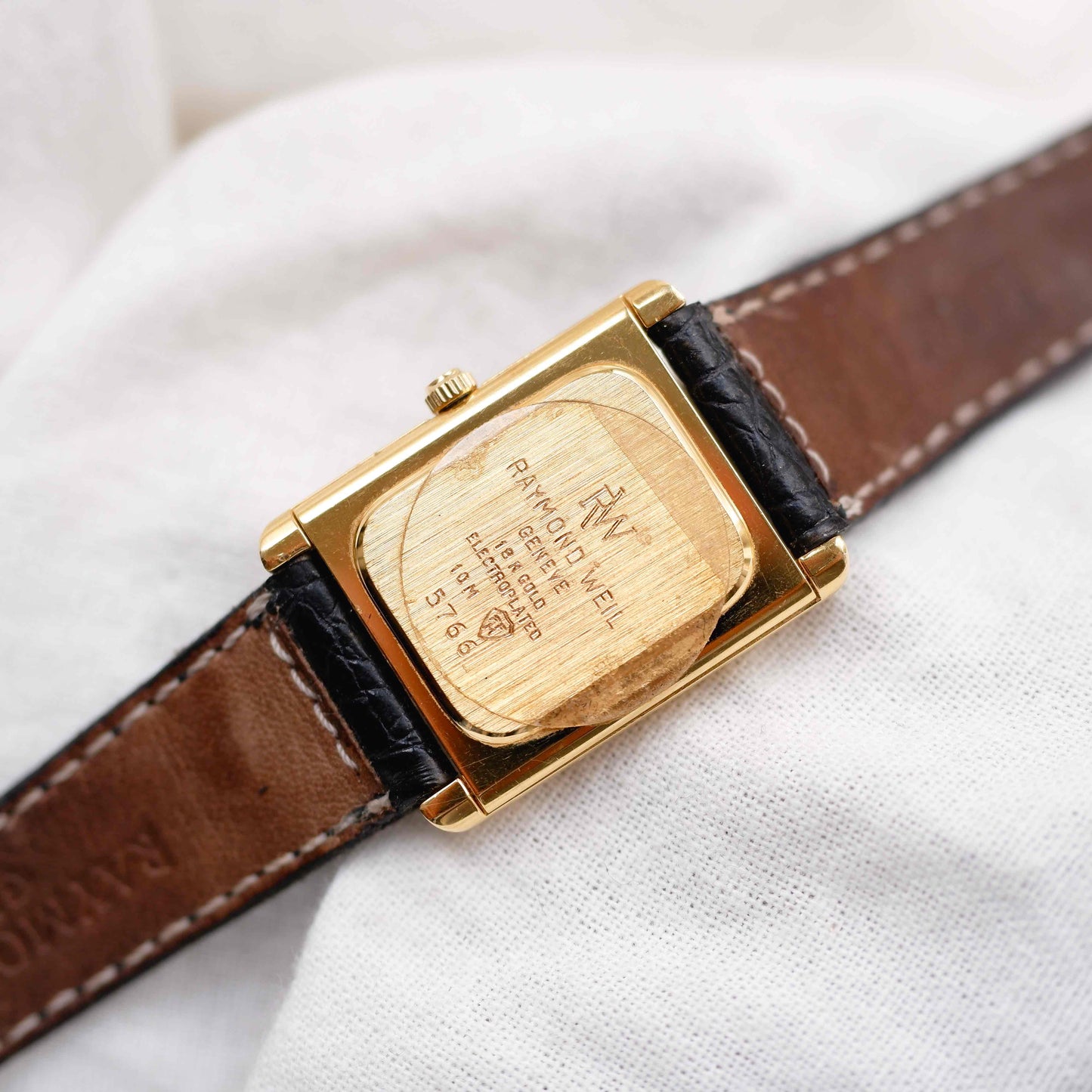 Raymond Weil Tank: Vintage Ladies Watch 90s Golden Rectangular Style Roman Numerals