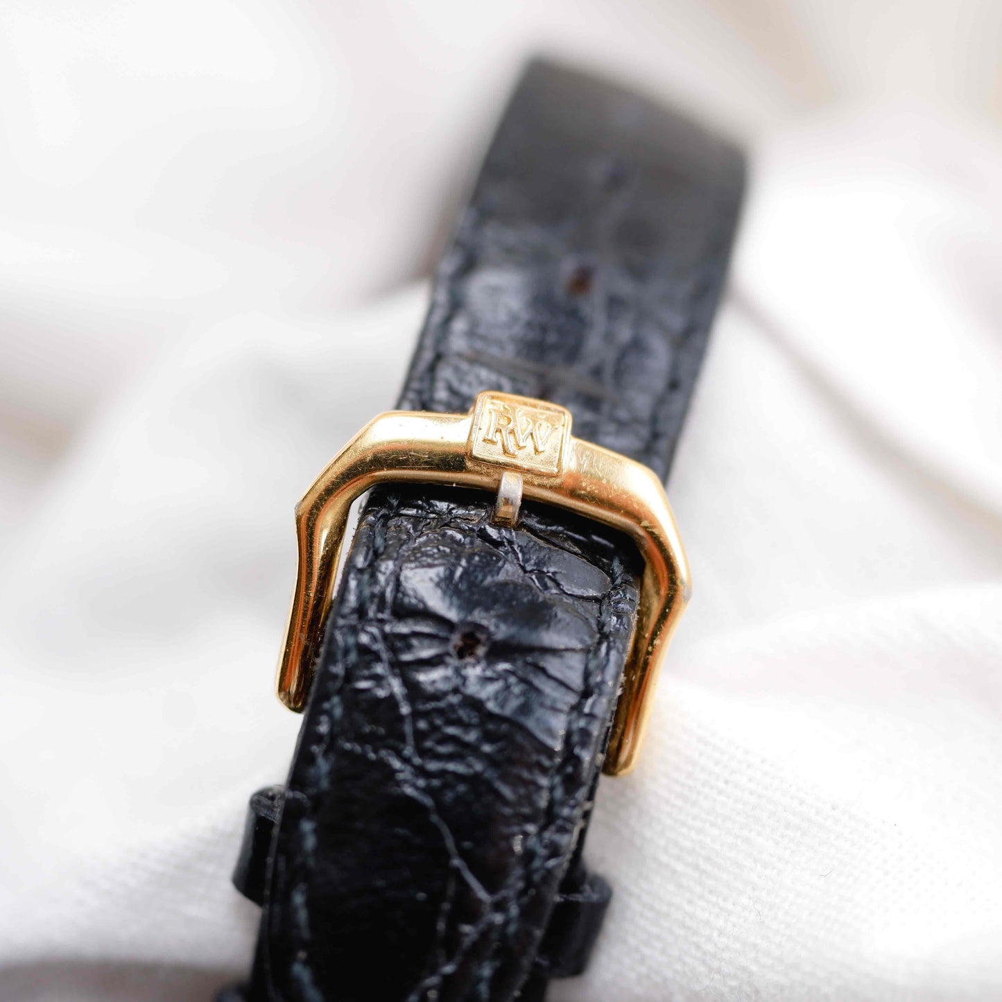 Raymond Weil Tank: Vintage Ladies Watch 90s Golden Rectangular Style Roman Numerals