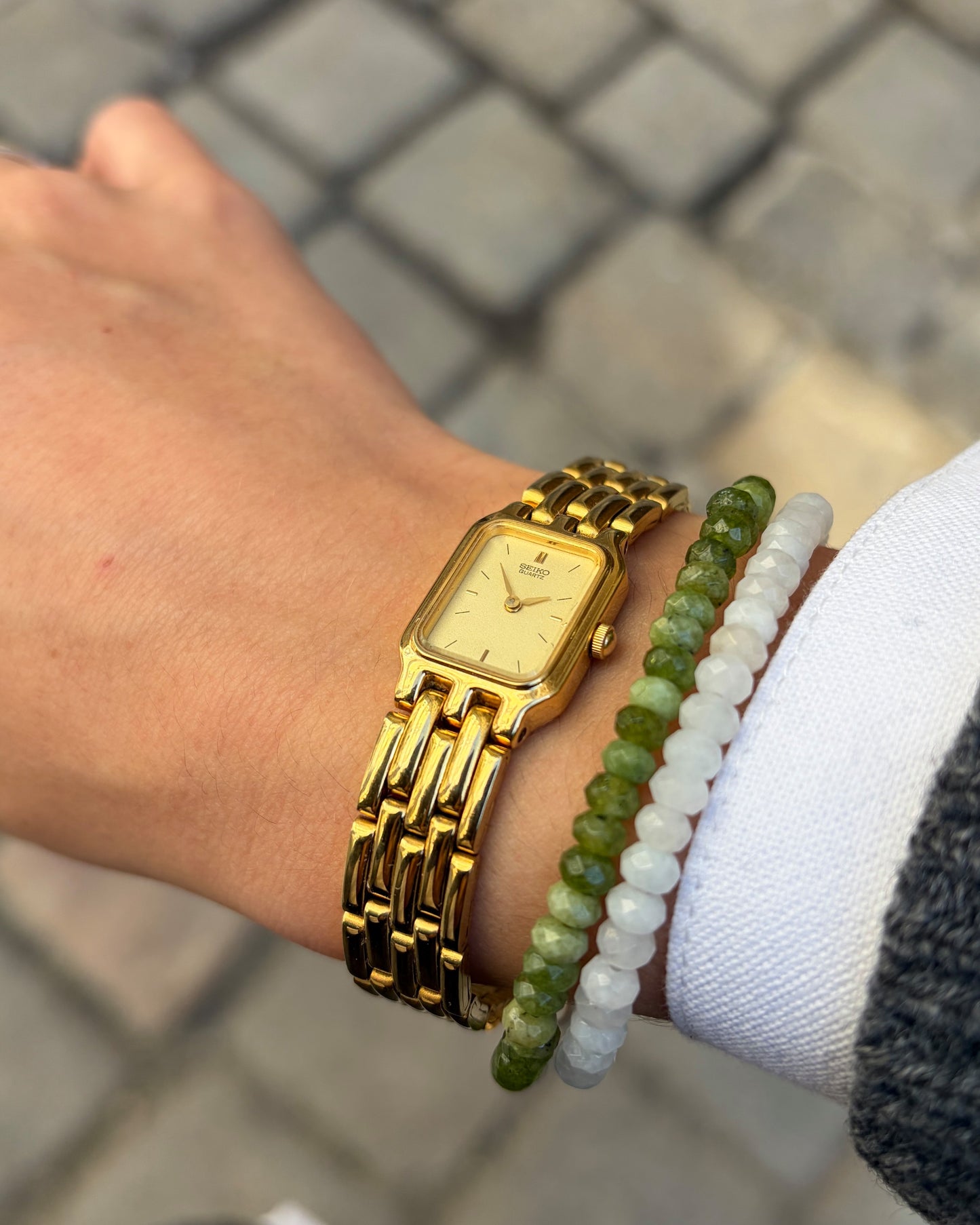 Seiko Cocktail Tank: Ladies Vintage 80s Champagne Dial - MINT