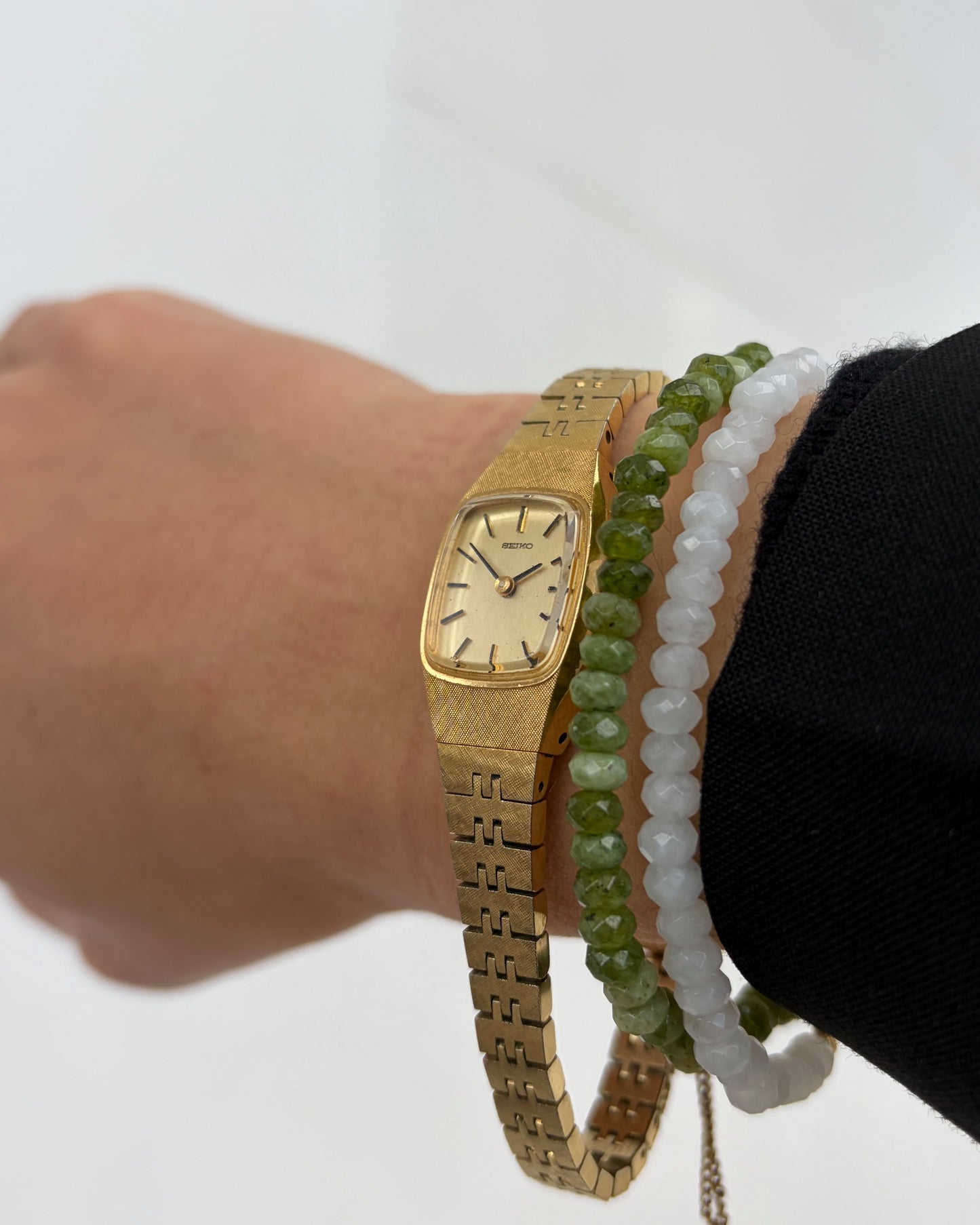 Seiko Cocktail Tank: Ladies Vintage 70s Structured Linen Dial Mechanical