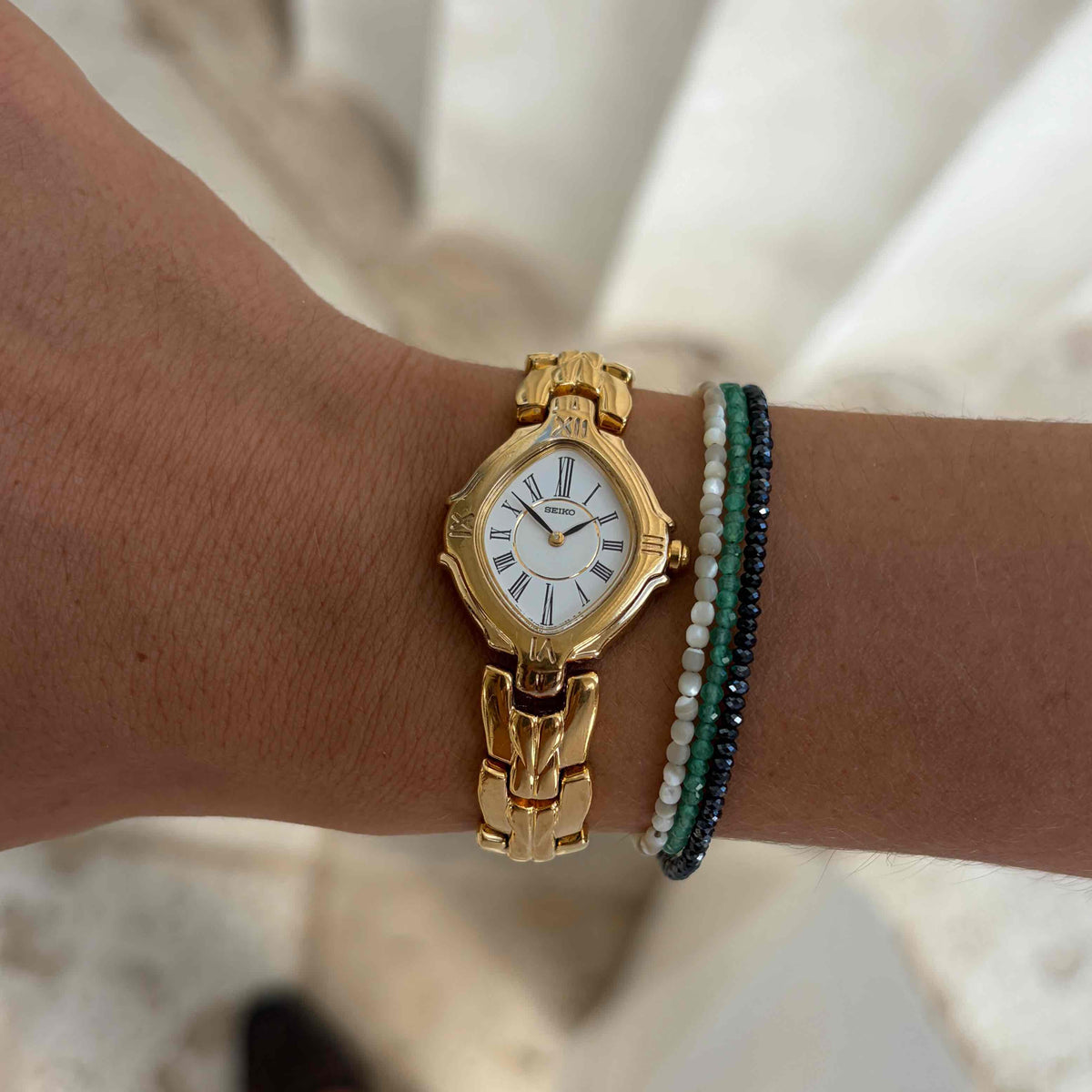 Seiko Cocktail Watch: Ladies Vintage 80s White Roman Dial - MINT
