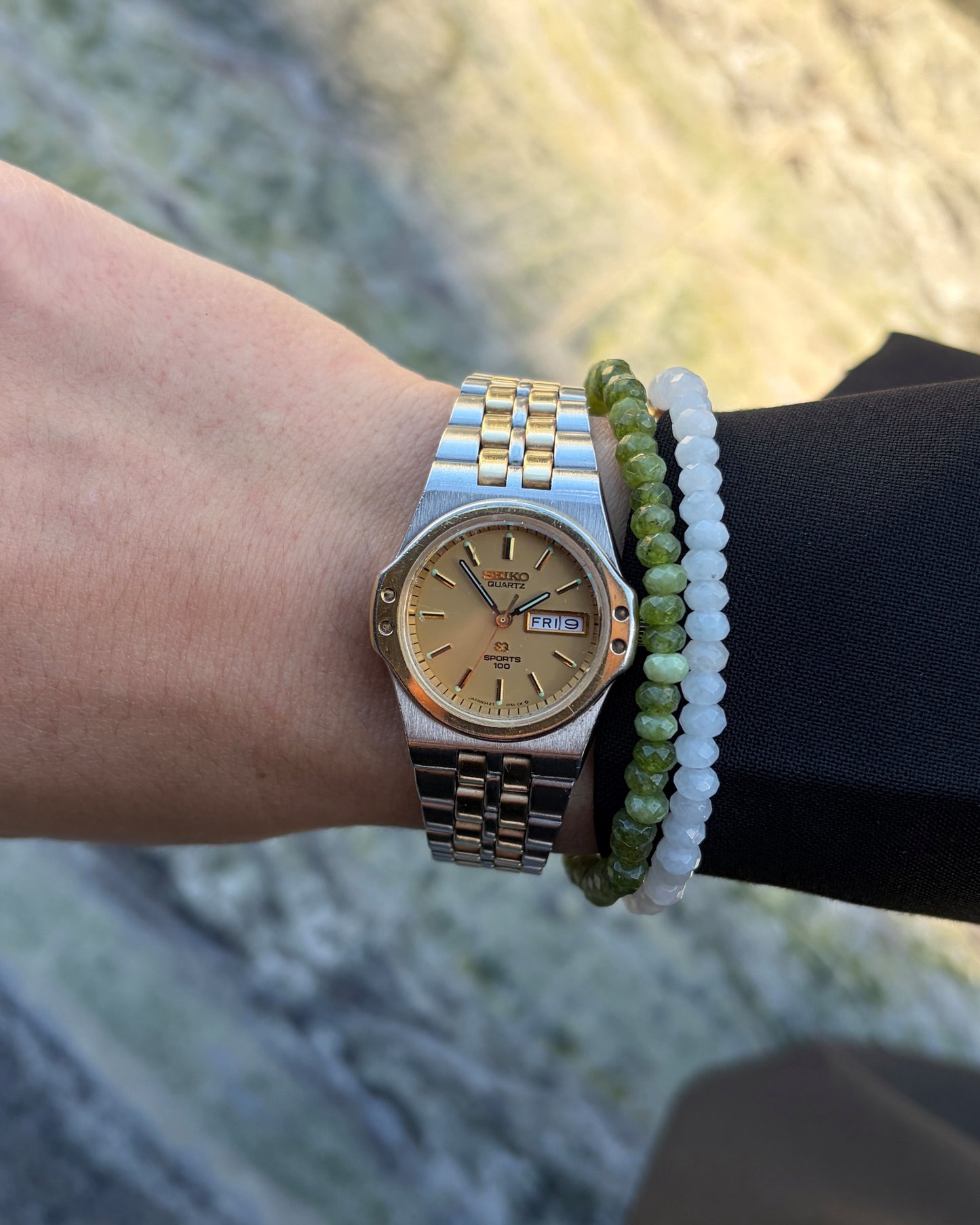 Seiko Sports 100: SQ Day-Date Vintage 80s Golden Dial Integrated Bracelet