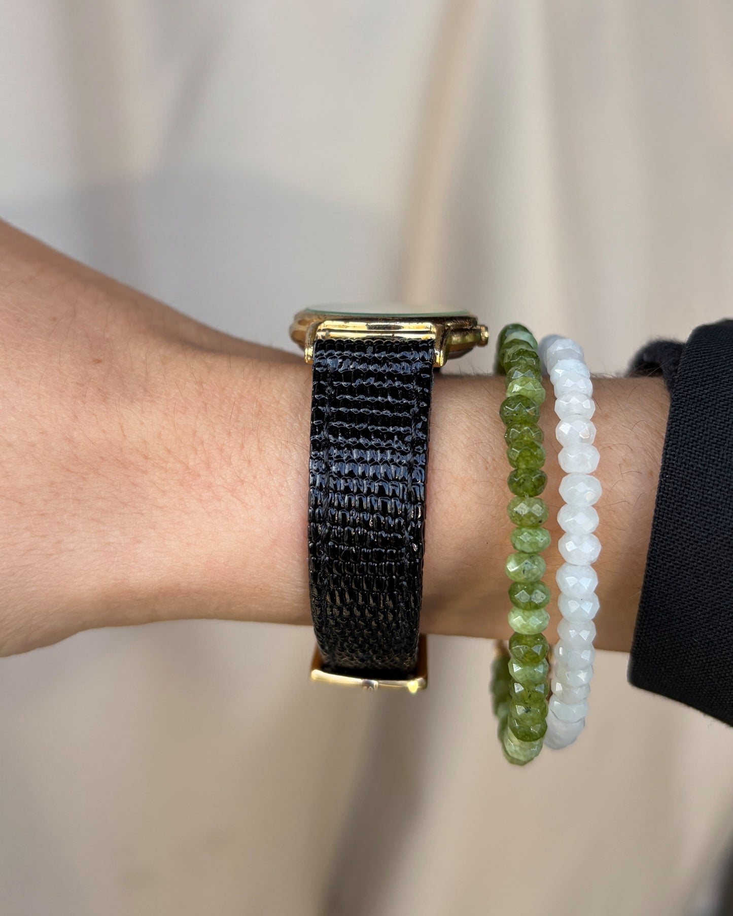 Citizen Ladies Watch: Vintage Dainty 90s Golden Classic Roman Numerals