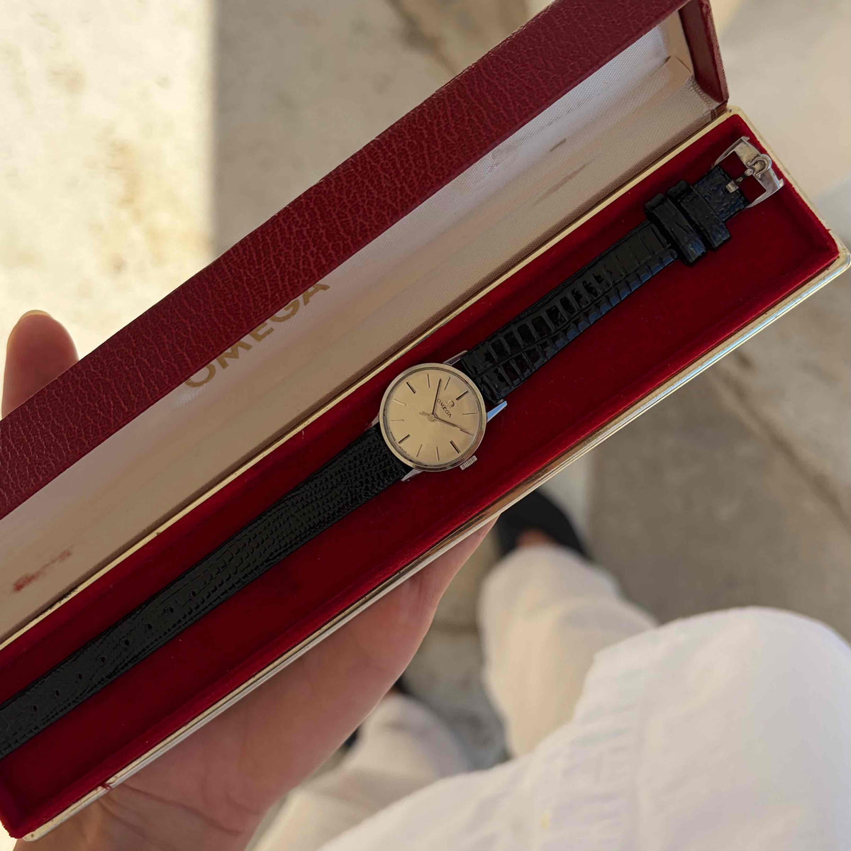 Omega Dainty Watch: Ladies 60s Silver Mechanical Silver White Dial with Box