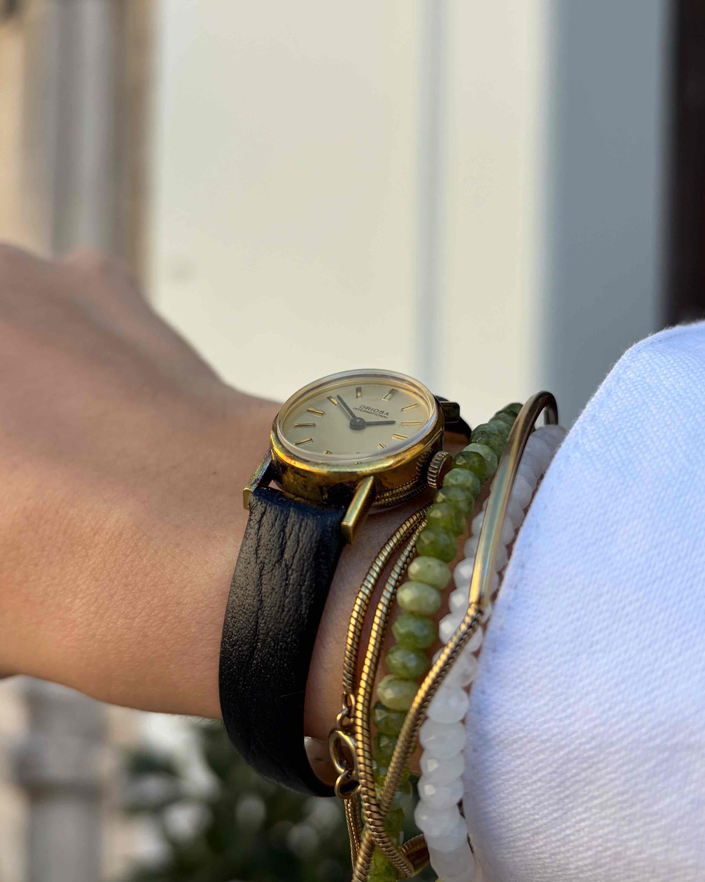 Oriosa Ellipse Watch: Vintage Ladies Cocktail 70s Golden Mechanical