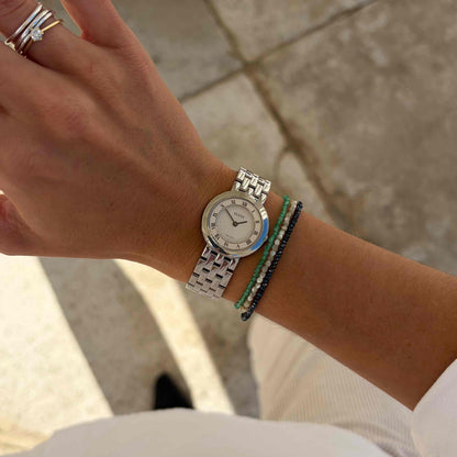 Gucci 546p Watch: Vintage Ladies 90s Silver with Classic Roman Numerals