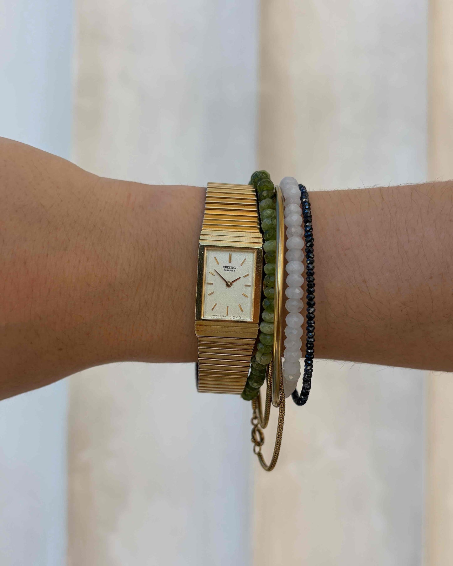 Seiko Cocktail Watch: Vintage Ladies 80s Gold Frozen Champagne Dial