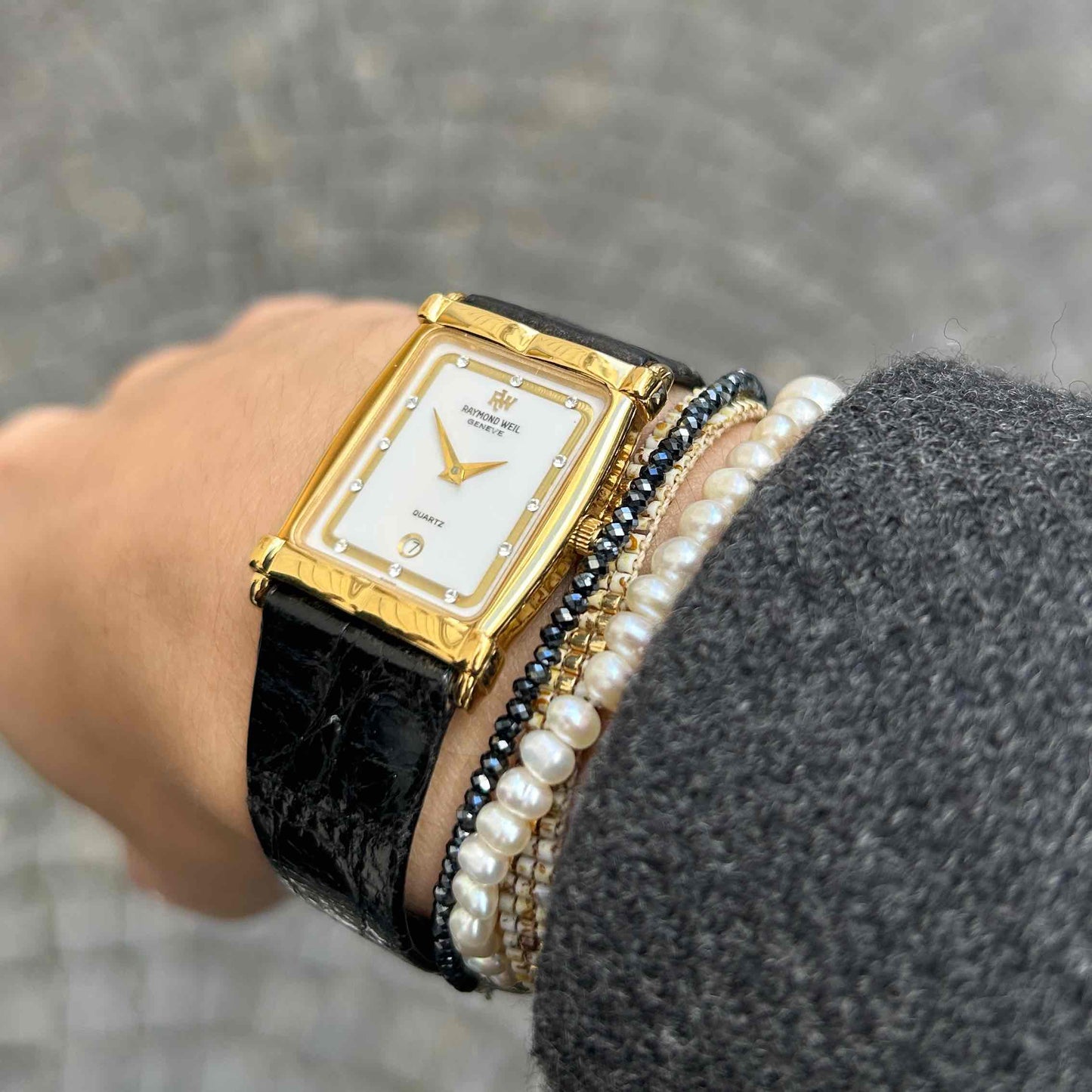 Raymond Weil Tank: Vintage Ladies Watch 90s Golden Diamond-Set Dial
