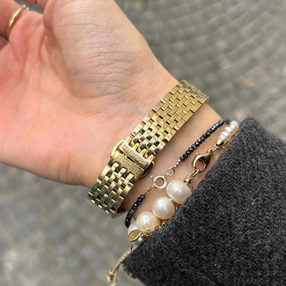 Frederique Constant Classic: Dainty Ladies 90s Golden with White Structured Dial