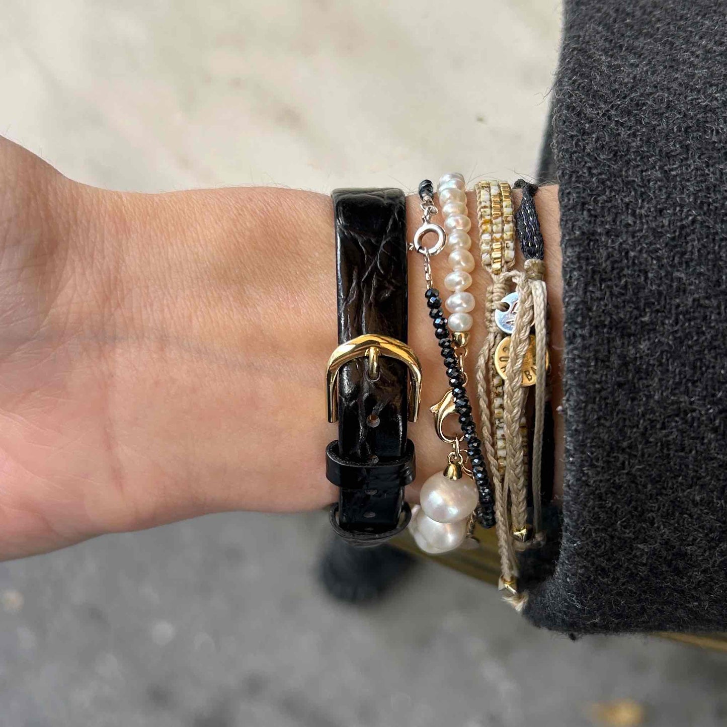 Longines La Grande Classique: Ladies Tank Watch 90s Gold with White Roman Dial