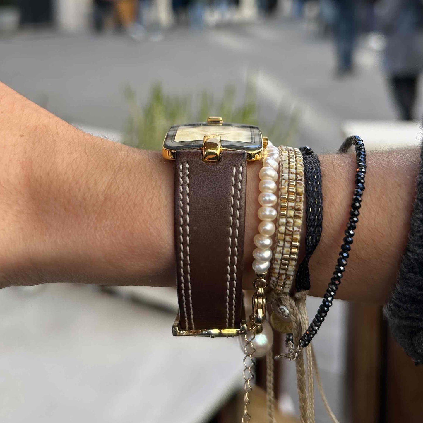 Gamundia Tank Watch: Vintage Ladies 90s Gold with Champagne Dial