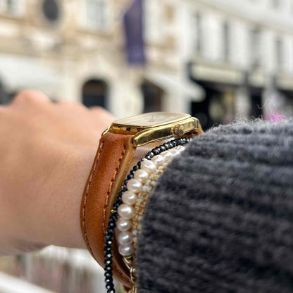 Tissot Vintage Tank: Ladies 90s Golden Iconic Design with Two-Tone Roman Dial