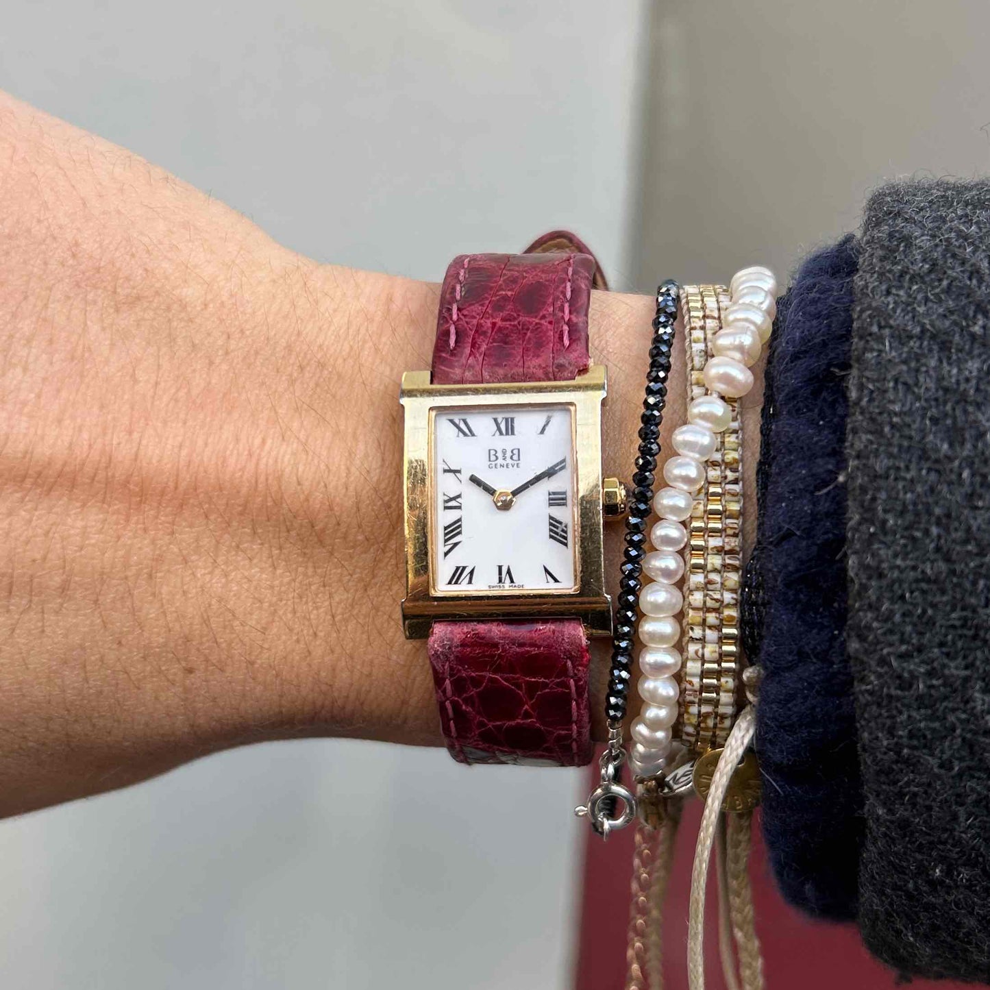 B and B Tank Watch: Vintage Ladies 90s Golden White Dial Roman Numerals