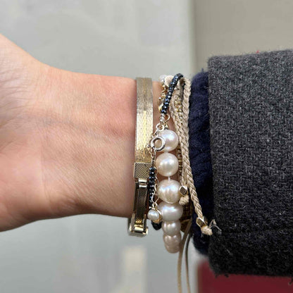 Oriosa Cocktail Watch: Ladies 70s Gold with Champagne Dial