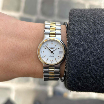 Longines Conquest Classic: Dainty Ladies 80s Two Tone Golden with White Dial