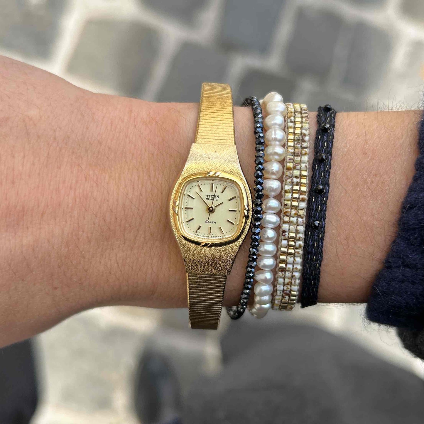 Citizen Cocktail Watch: Vintage Ladies 80s Golden Dainty with Champagne Dial