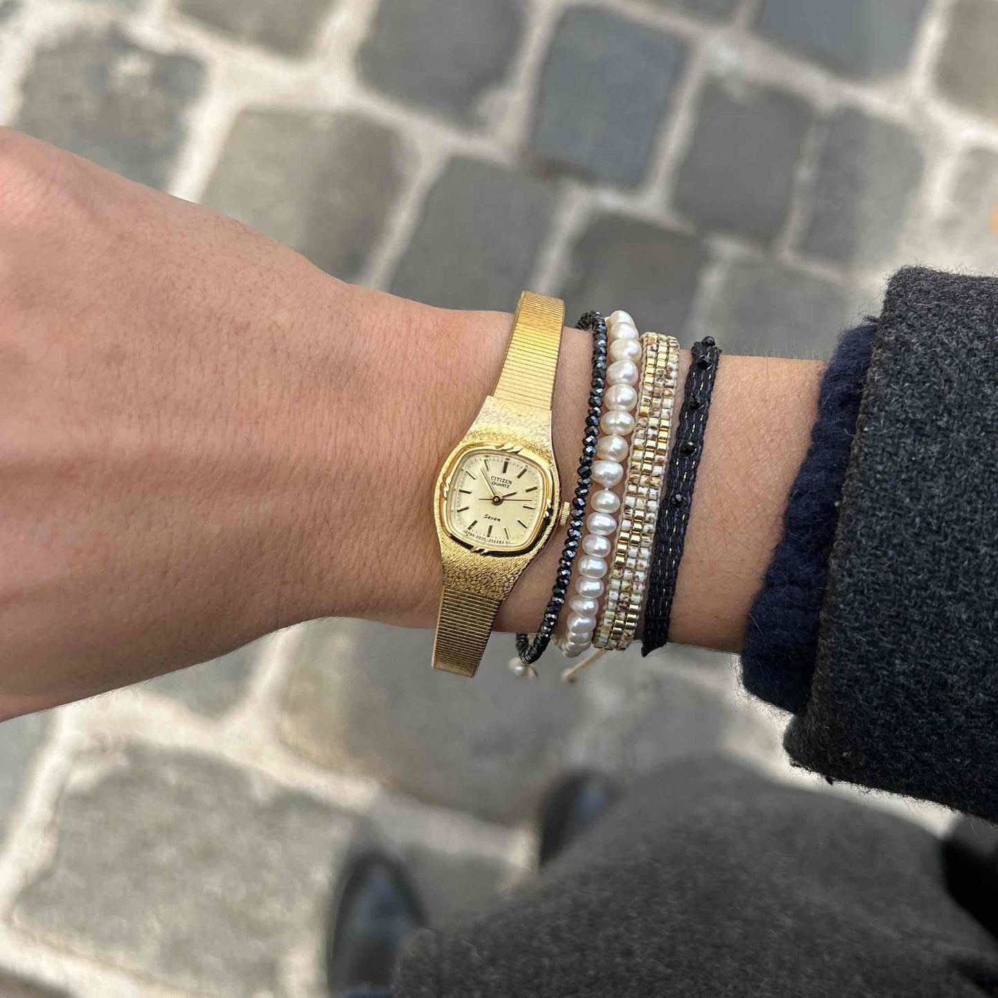 Citizen Cocktail Watch: Vintage Ladies 80s Golden Dainty with Champagne Dial