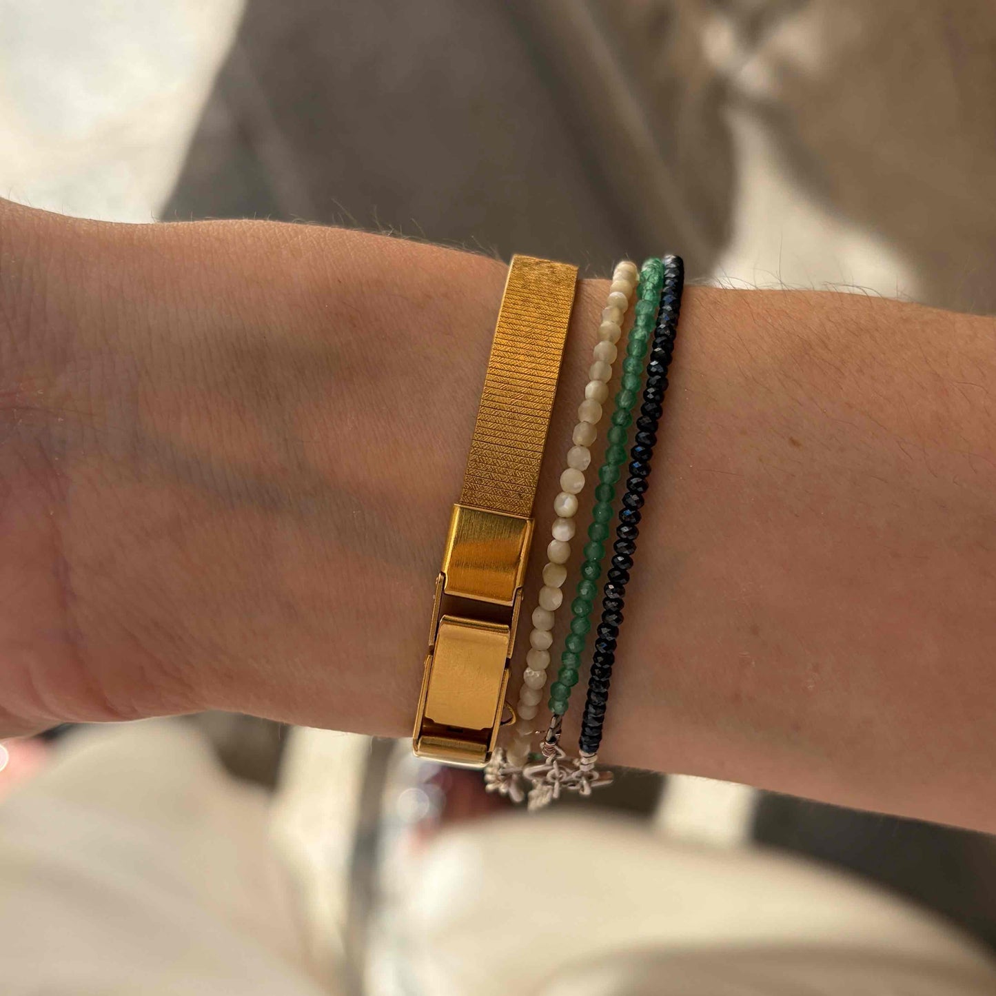 Citizen Cocktail Watch: 80s Dainty Ladies Golden Rectangular Style