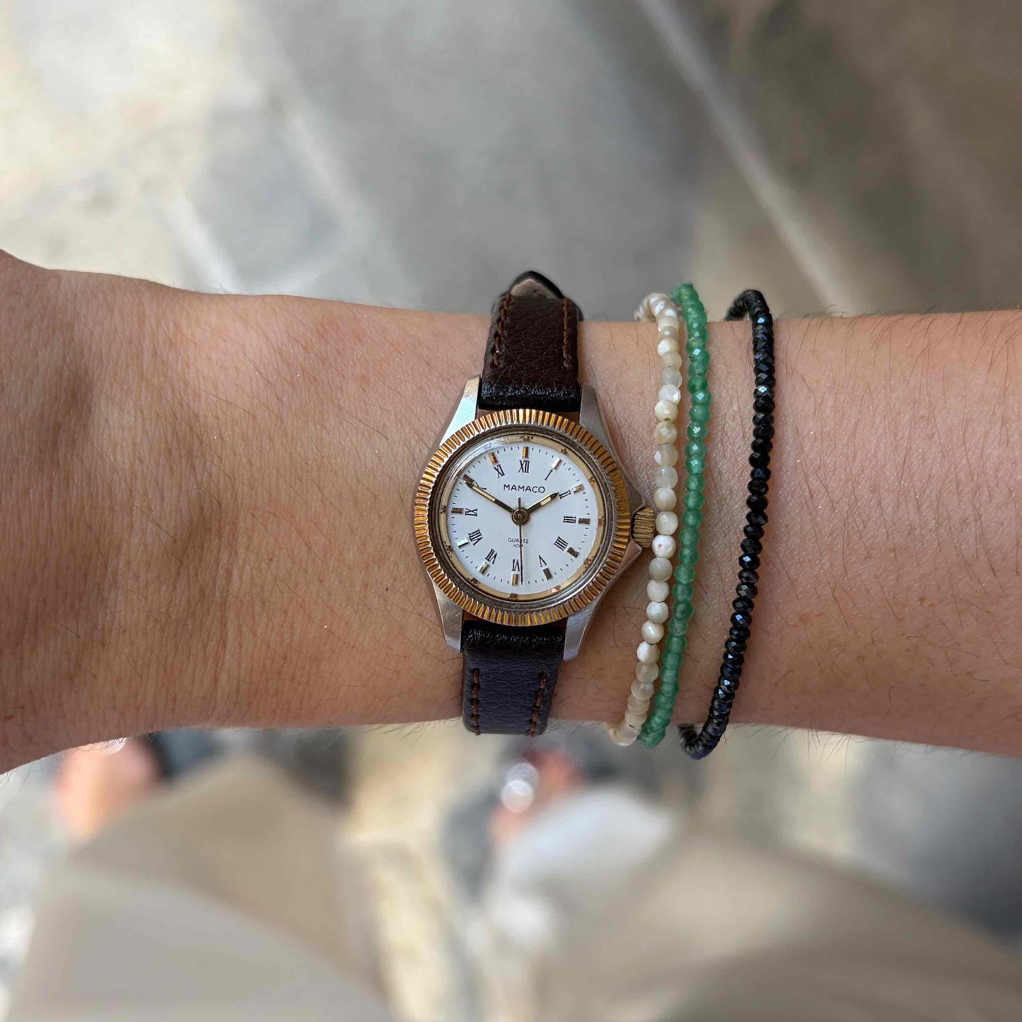 Mamaco Dainty Watch: Ladies 90s Two-Tone Gold Fluted Bezel with White Dial