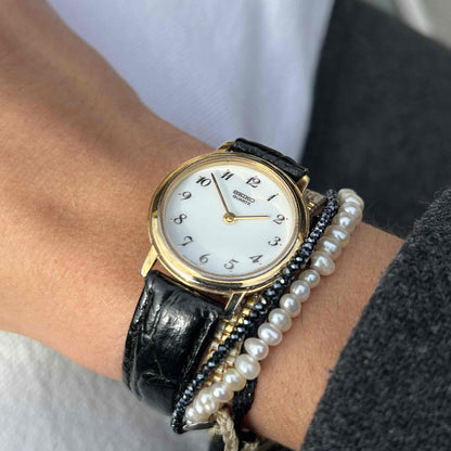 Seiko Vintage Ronde: Ladies Watch 90s Gold White Arabic Dial