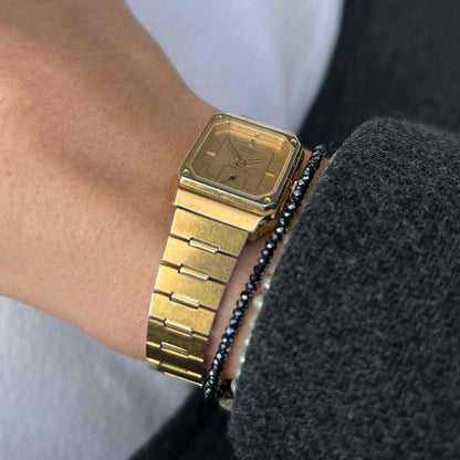 Seiko Vintage Watch: Ladies Tank 90s Golden Dainty with Small Second