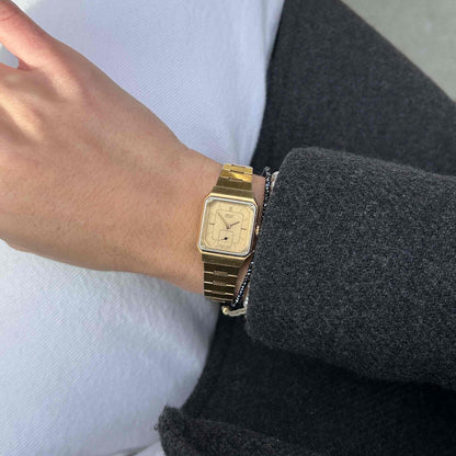 Seiko Vintage Watch: Ladies Tank 90s Golden Dainty with Small Second