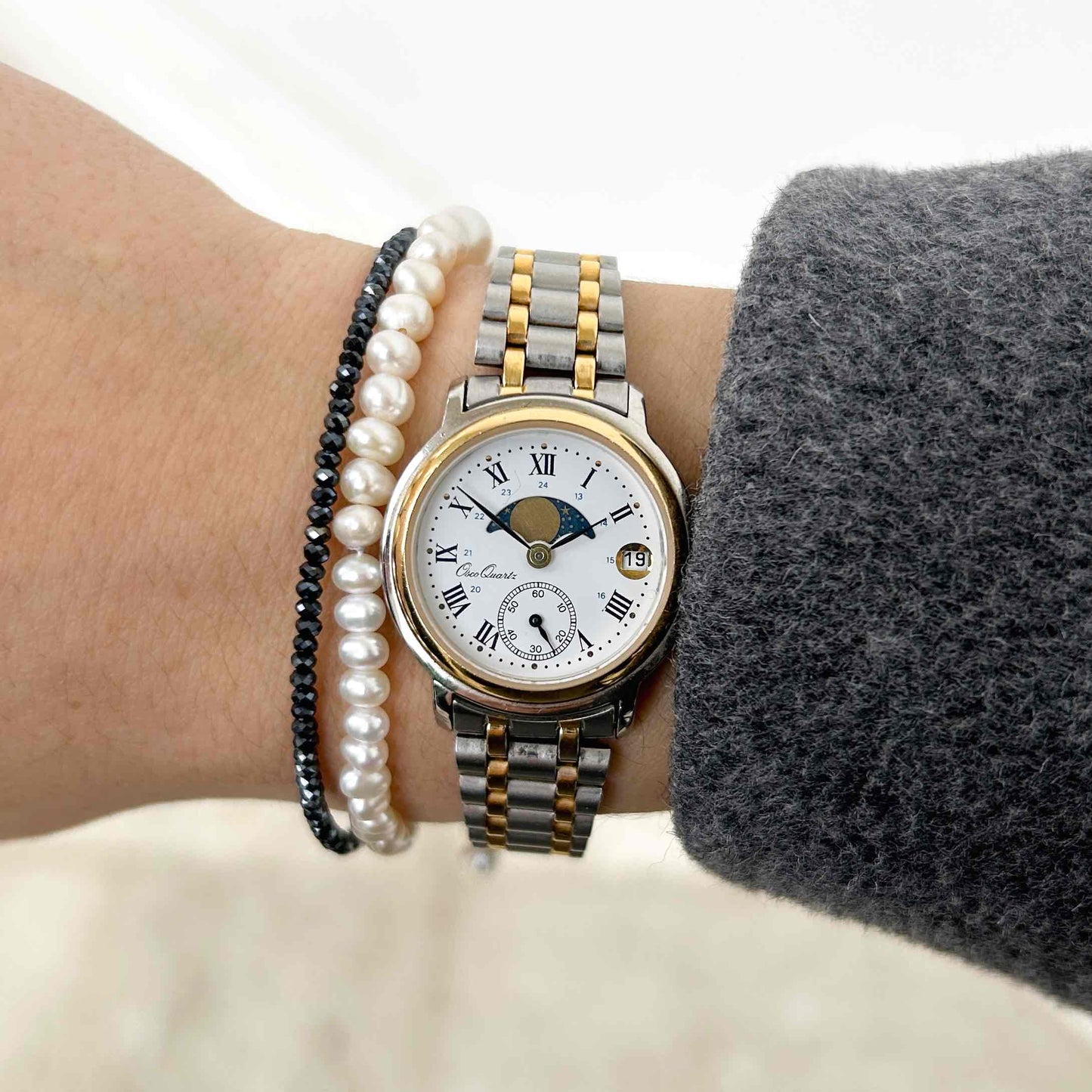 Vintage Osco Moon Phase: Ladies 90s Gold with Elegant White Dial - NOS