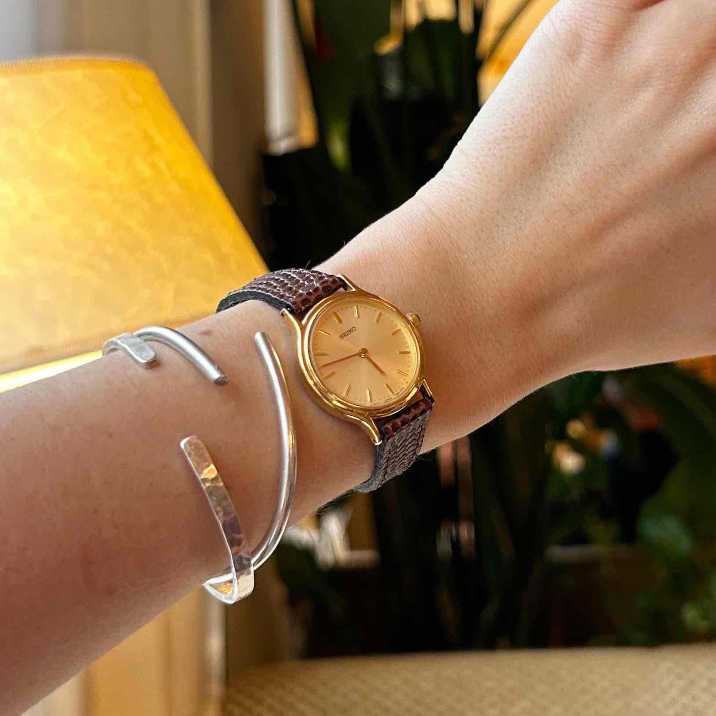 Seiko Vintage Watch: Ladies 80s Gold with Sunburst Champagne Dial