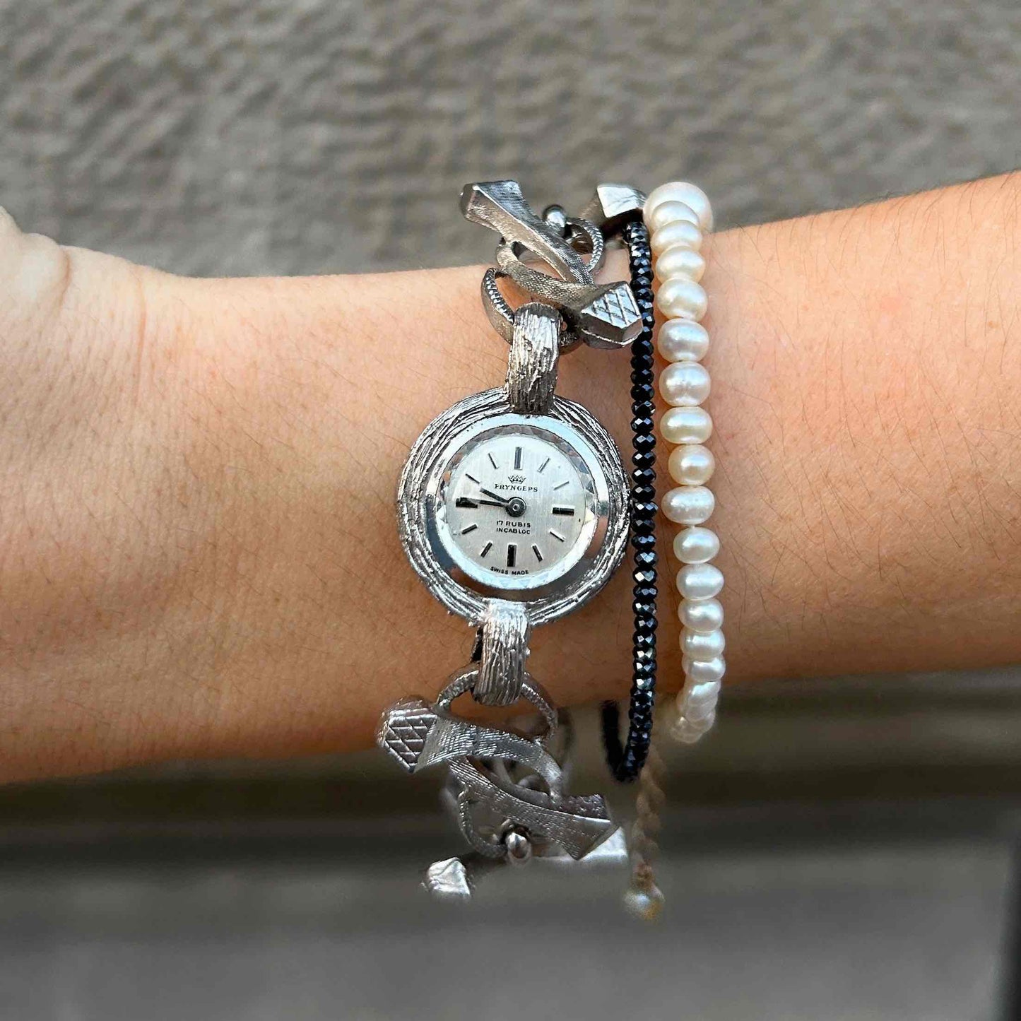Pringeps Cocktail Watch: Vintage Ladies 60s Silver with Mechanical Movement