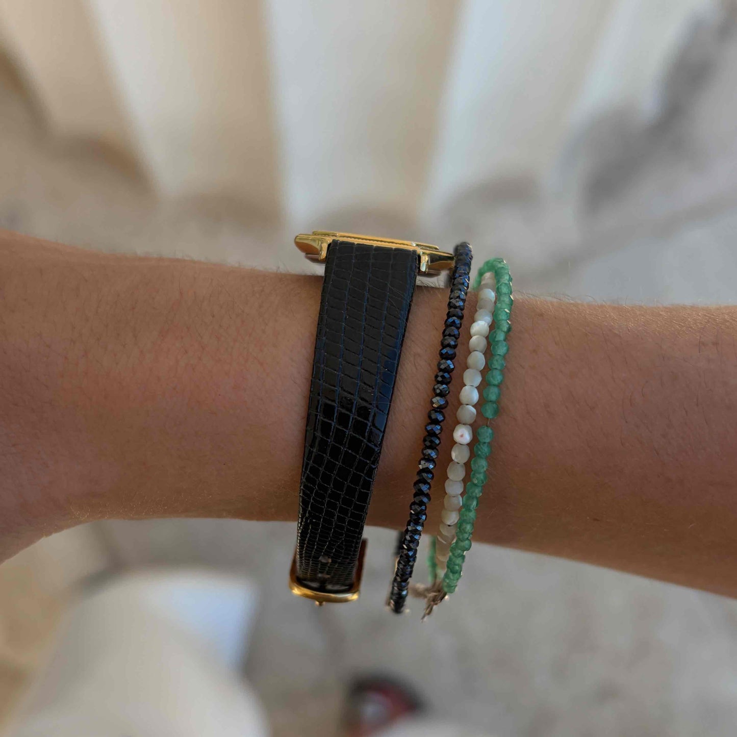 Seiko Cocktail Square: Dainty Ladies Watch 80s Champagne Dial