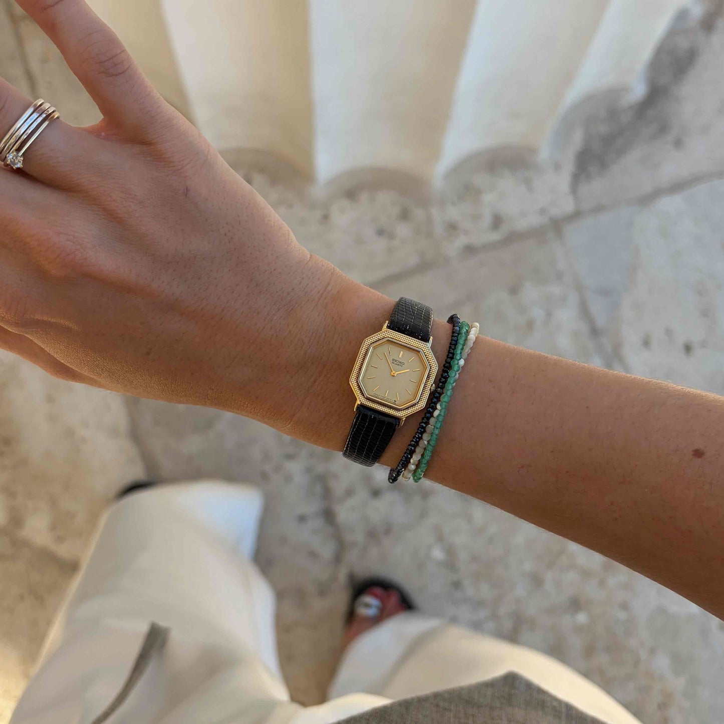 Seiko Cocktail Square: Dainty Ladies Watch 80s Champagne Dial