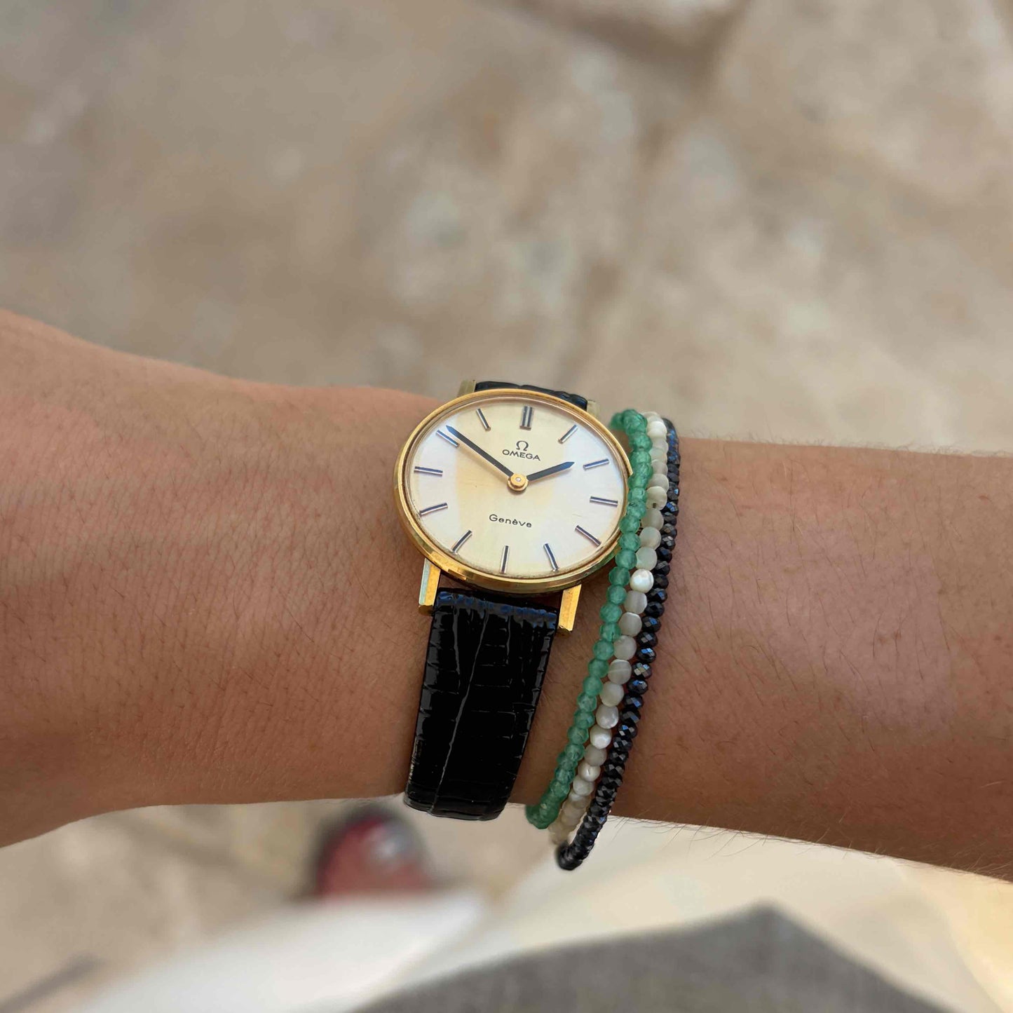 Omega Geneve Dainty: Ladies 70s Hand-Wound Sunburst Champagne Dial