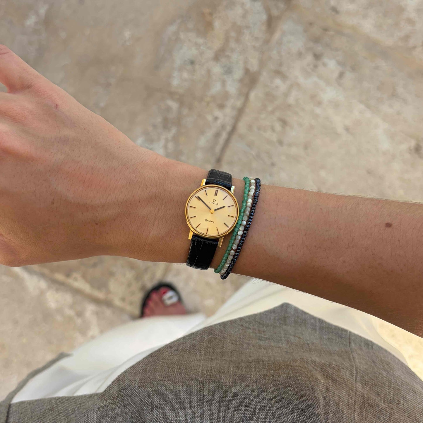 Omega Geneve Dainty: Ladies 70s Hand-Wound Sunburst Champagne Dial
