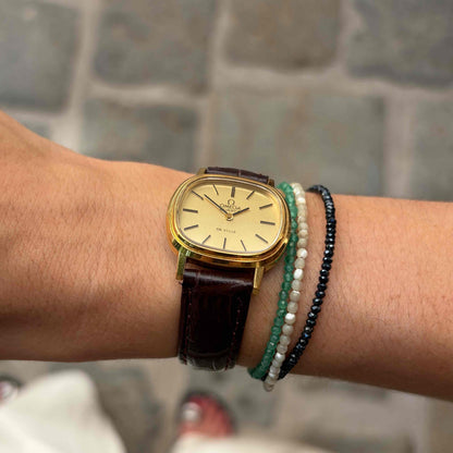 Omega De Ville: Vintage Ladies Cushion Case 80s Gold Dial Quartz