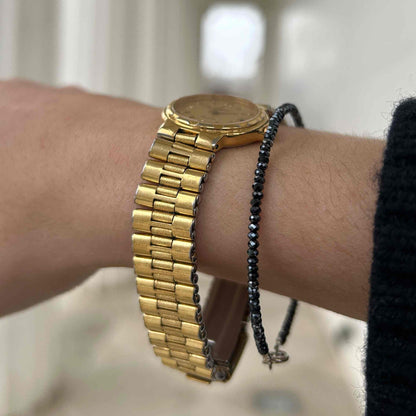 Longines Conquest Classic: Dainty Ladies 80s Golden with Champagne Dial