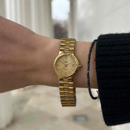 Longines Conquest Classic: Dainty Ladies 80s Golden with Champagne Dial