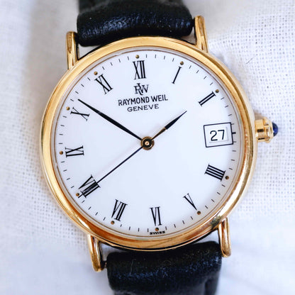 Raymond Weil Vintage Ladies Watch: 90s Golden Icon with Roman Numerals | First Front Side