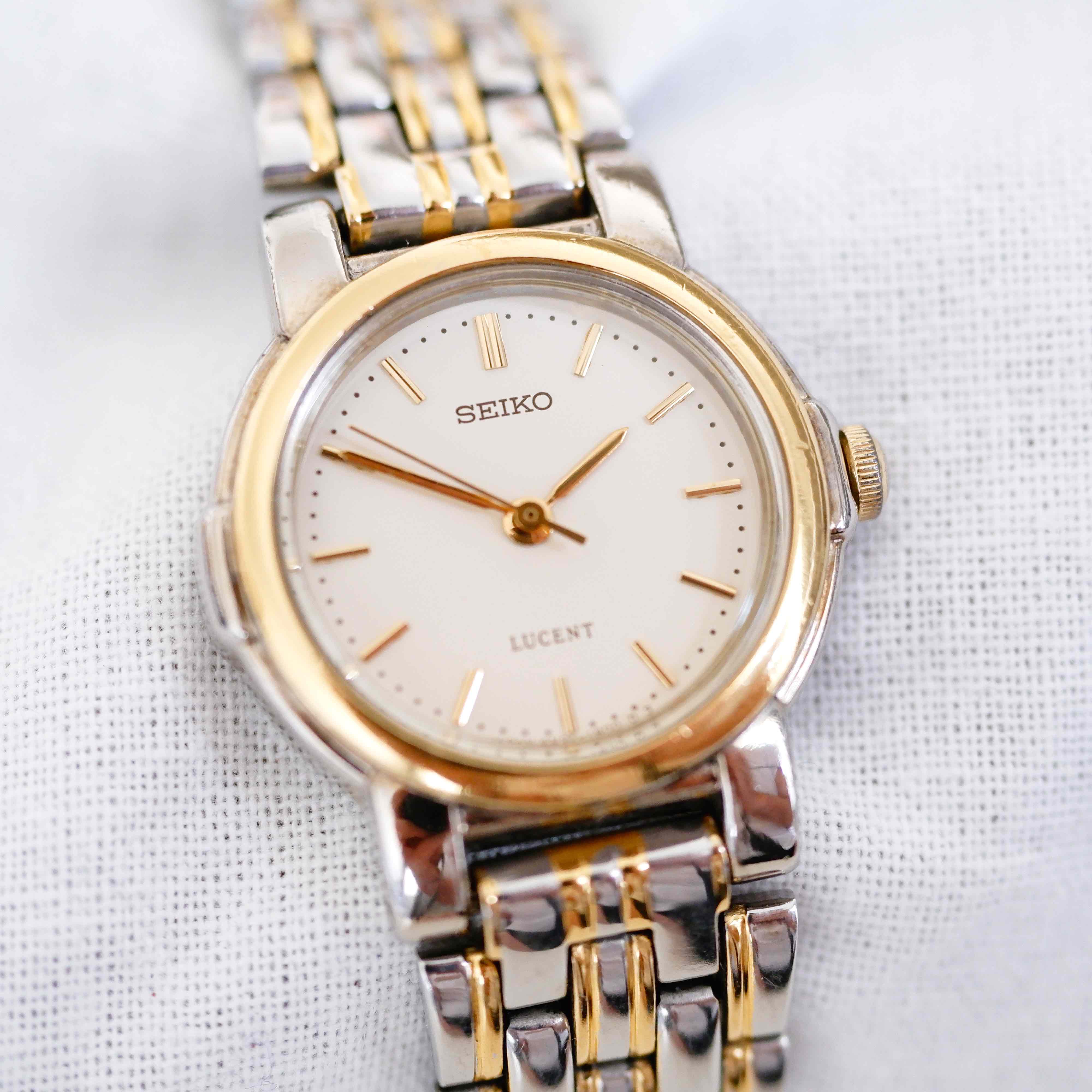 ヴィンテージ　セイコー　SEIKO　LUCENT　ホワイト　レディース　ウォッチ SEIKO - ヴィンテージ セイコー SEIKO LUCENT ホワイト レディース