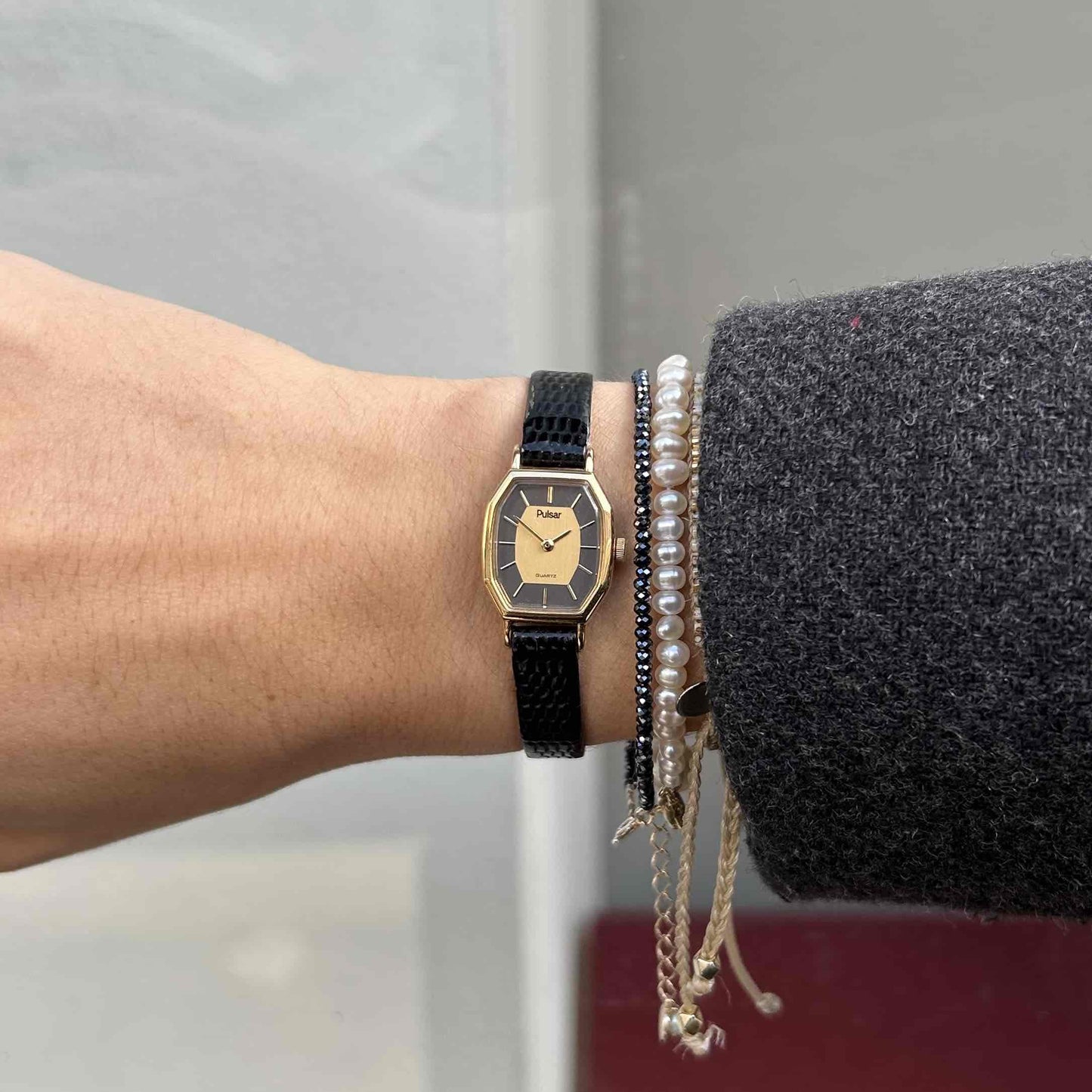 Pulsar Cocktail Watch: Vintage Ladies 90s with Gold and Blue Dial