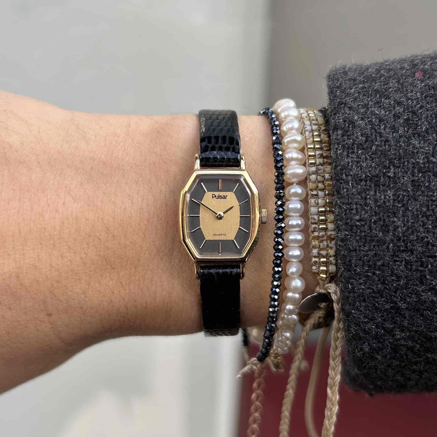 Pulsar Cocktail Watch: Vintage Ladies 90s with Gold and Blue Dial
