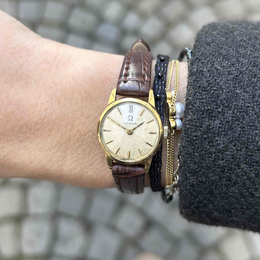 Omega Cocktail Watch: Vintage Ladies 50s Icon Hand-Wound with White Dial