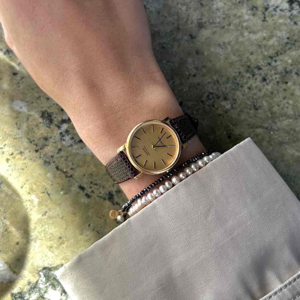 Tissot Vintage Watch: Ladies 90s Golden Iconic with Champagne Dial