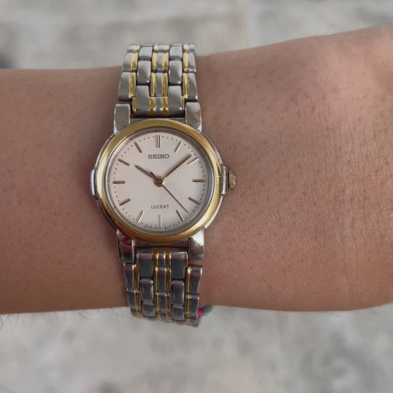 Seiko Lucent Vintage Ladies Watch, Wrist Shot Video